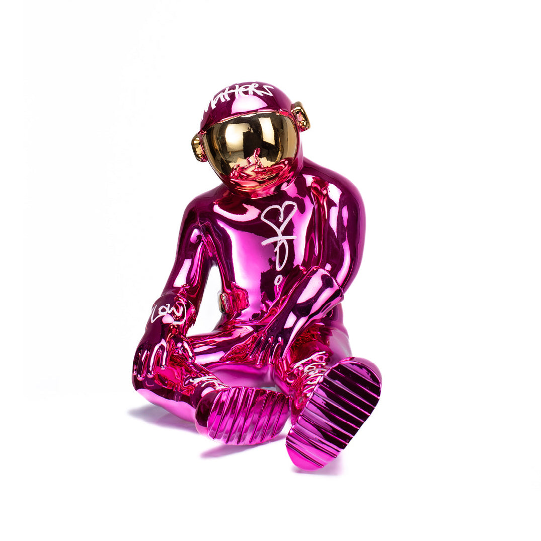 THE SITTING SPACEMAN