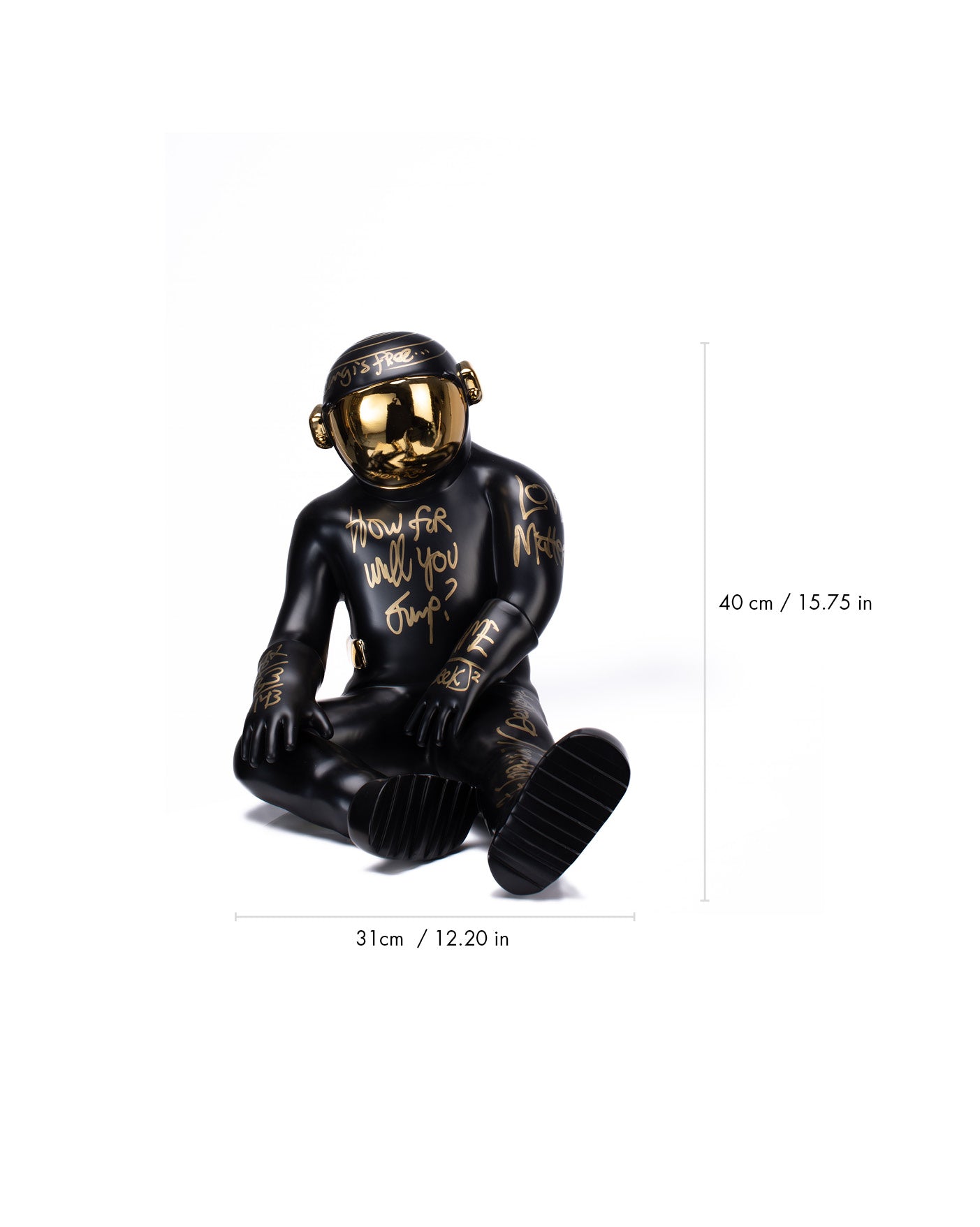 THE SITTING SPACEMAN (MATTE BLACK/GOLD)