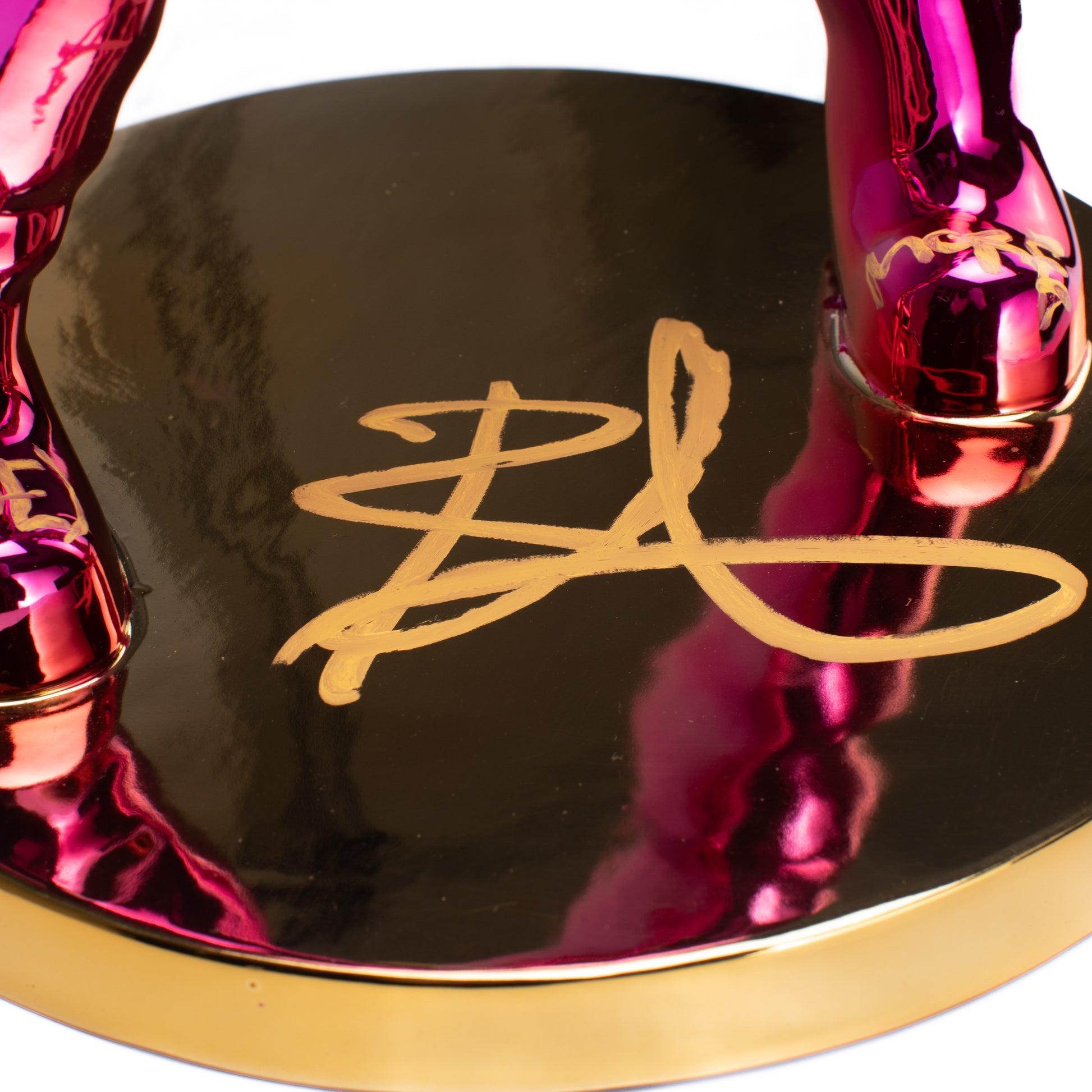 THE DANCING SPACEMAN (PINK/GOLD)